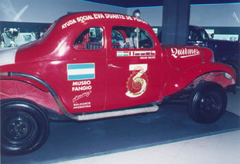 La Coupe Ford de Oscar Galvez, todo un simbolo del automovilismo Argentino